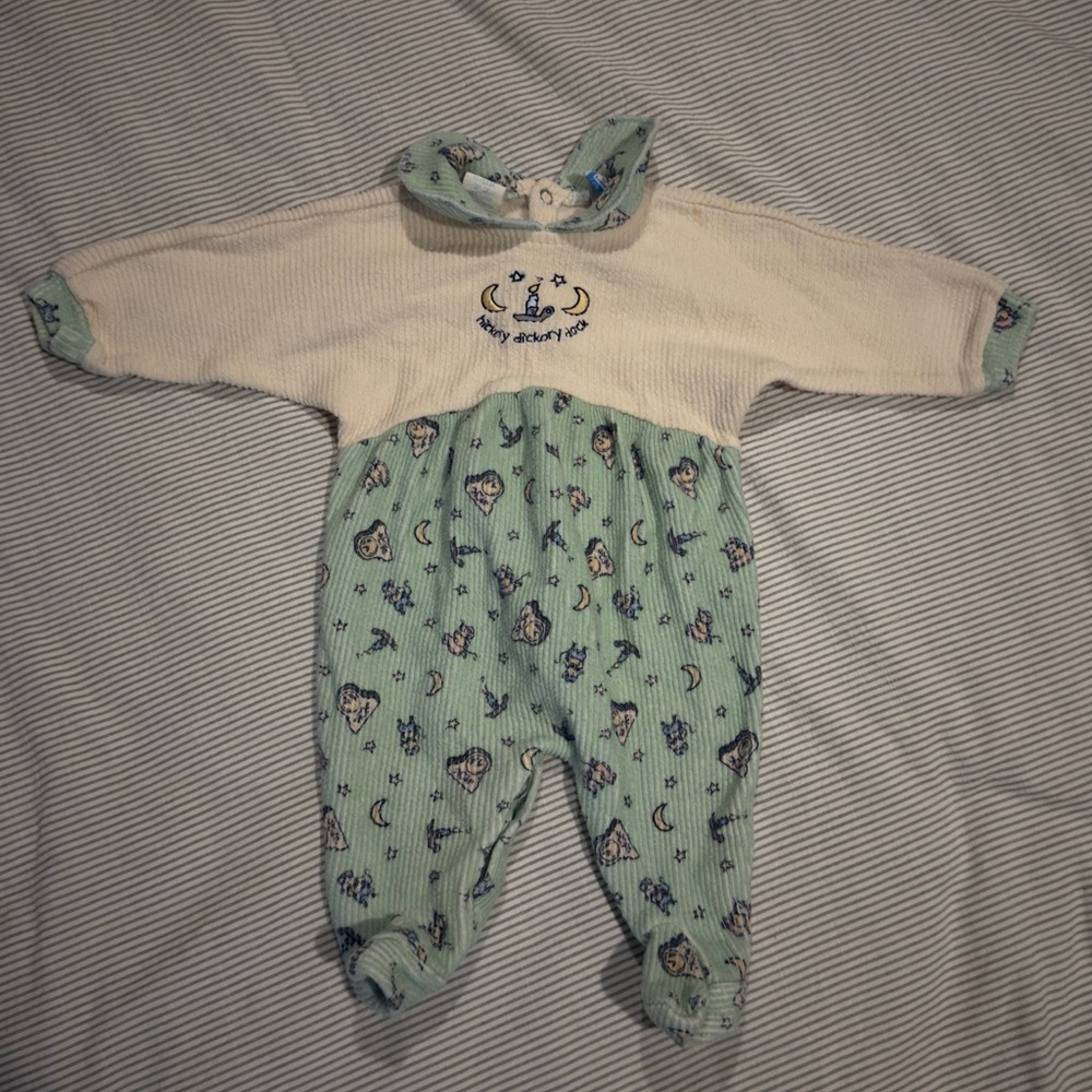 The Lullaby Club Cream and Green Kids Footie